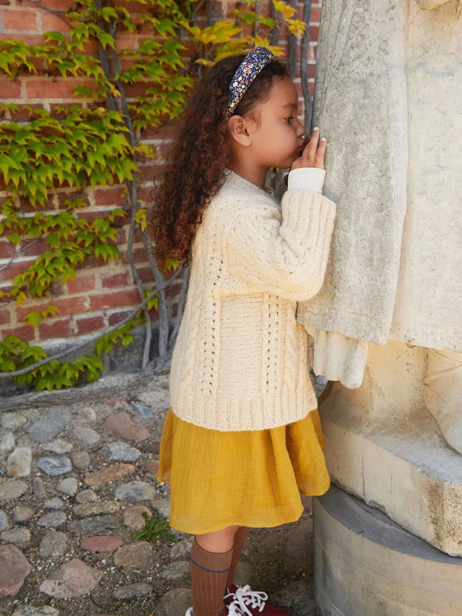 2408 Nr. 4 Cornelia Cardigan Junior 2408 Nr. 4 Cornelia Cardigan Junior