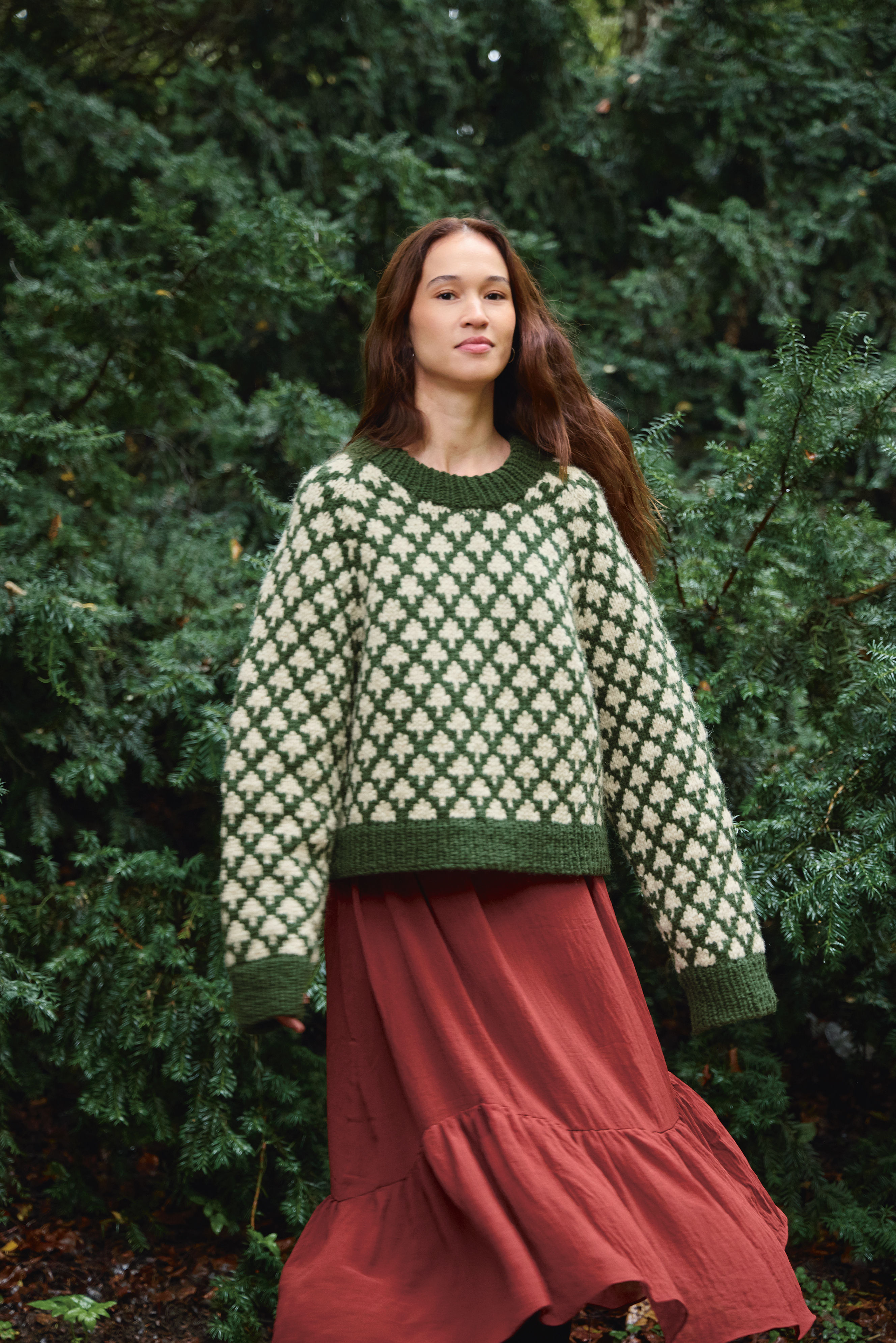 2511 Nr. 2 - Christmas Tree Sweater