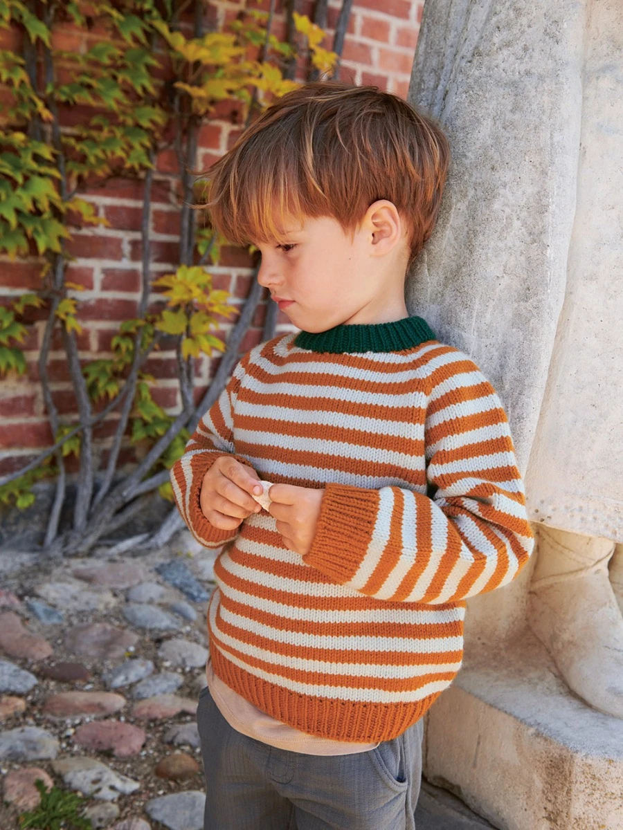 2408 Nr. 3 South Sweater Junior 2408 Nr. 3 South Sweater Junior