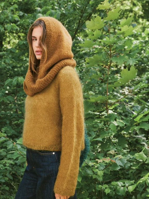 2507 Nr. 11 - Snuggle Hood