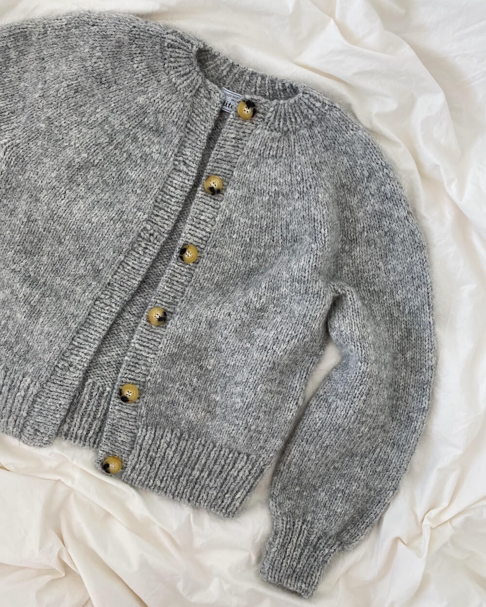 Novice Cardigan - Chunky Edition Novice Cardigan - Chunky Edition