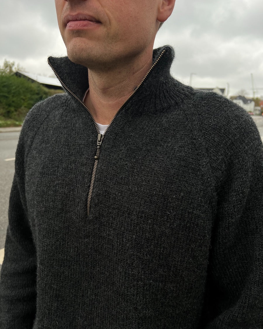 Zipper Sweater Light Man Zipper Sweater Light Man